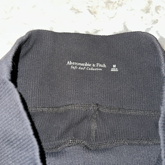 Abercrombie & Fitch Ribbed Leggings *M* - Picture 2 of 2